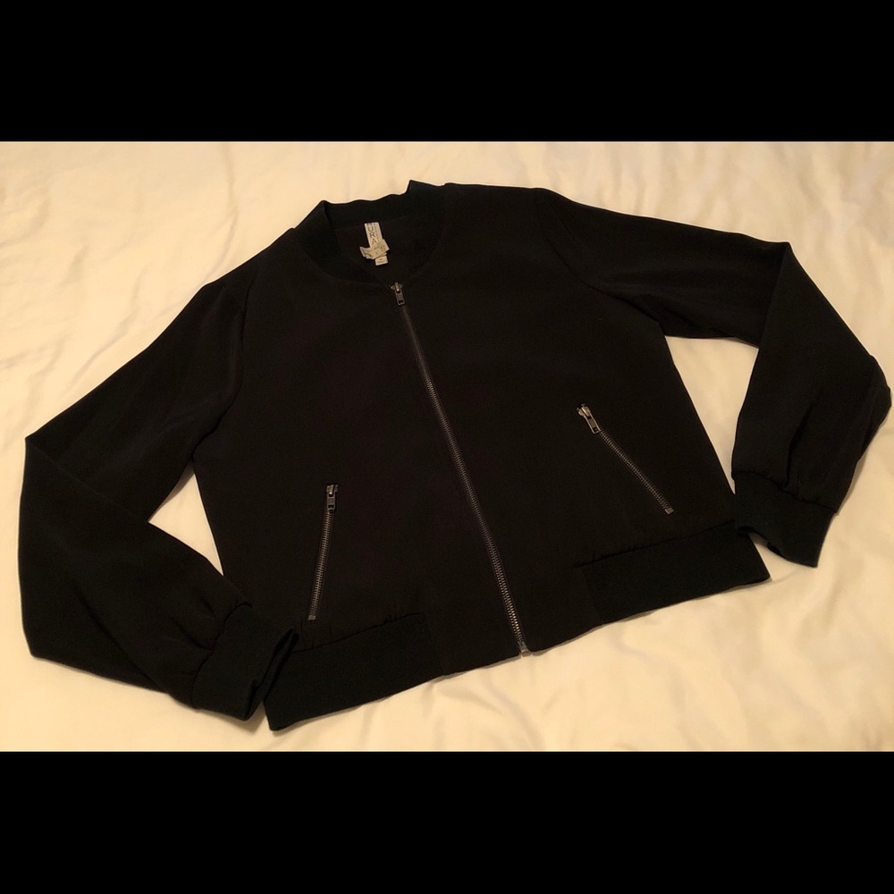 Bomber jacket